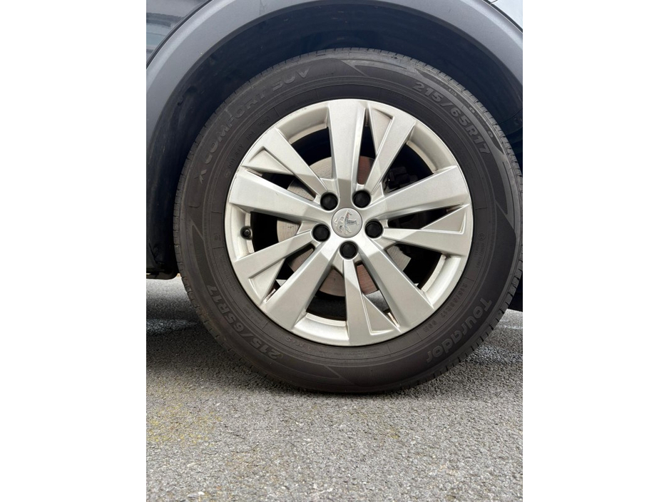 Peugeot 3008 ACTIVE 1.2 130 4DR — thumbnail 6