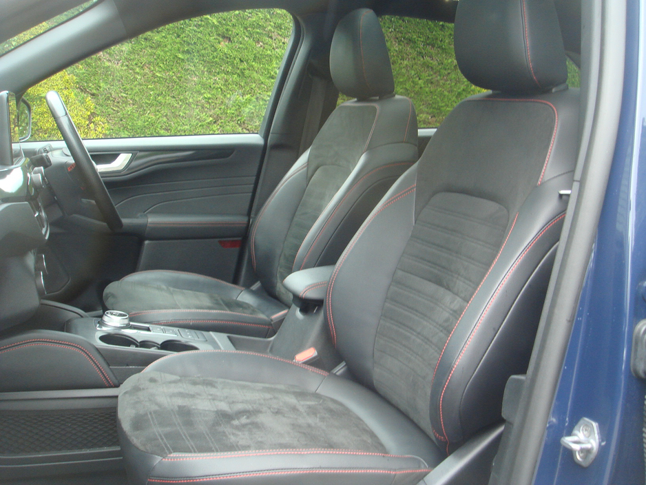 2023 Ford Kuga 2.5L Hybrid For Sale Images