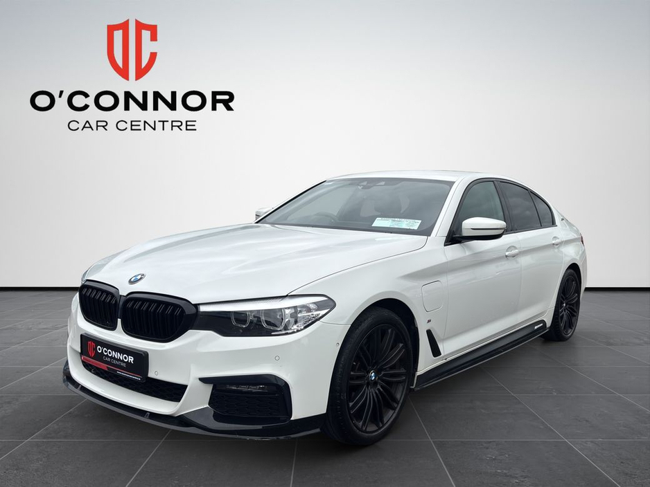 BMW 5 Series White paint, black leather, gloss black alloys — this 530e knows how to make an entrance