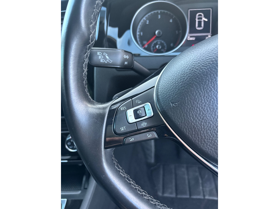 2019 Volkswagen Golf 2L Diesel For Sale Images