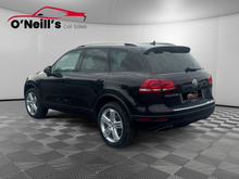 2017 Volkswagen Touareg 3L Diesel For Sale Images