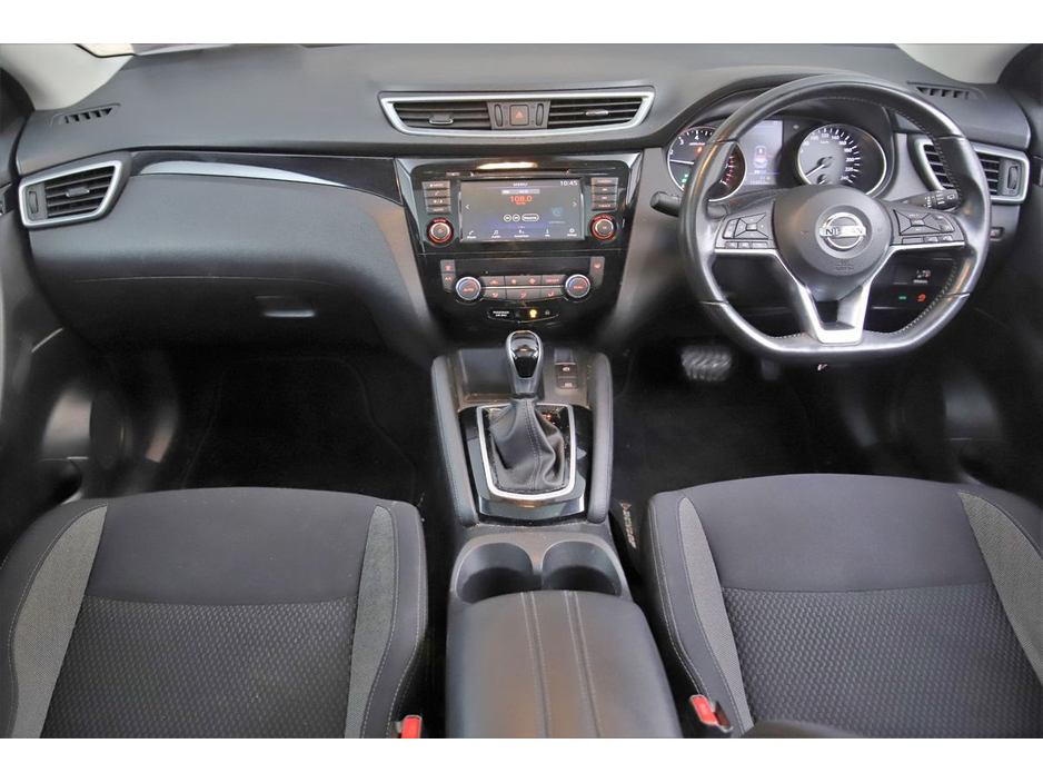 Nissan Qashqai 1.3 PET SE DCT *PANORAMIC ROOF*REVERSE CAM* — thumbnail 14