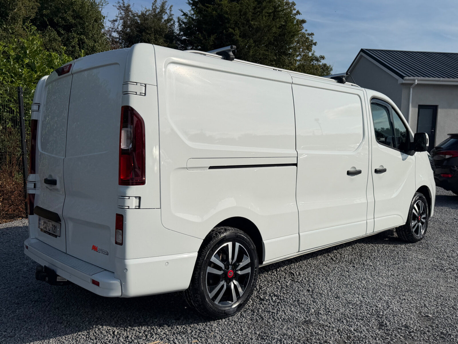 2023 Renault Trafic 2L Diesel For Sale Images