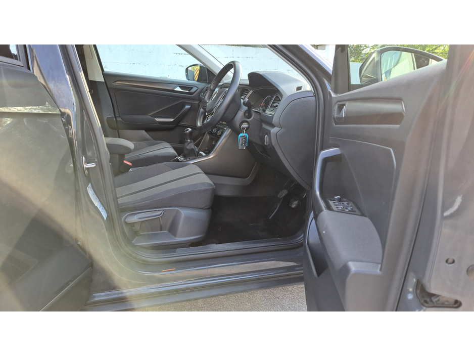 2019 Volkswagen T-Roc 1.5L Petrol For Sale Images