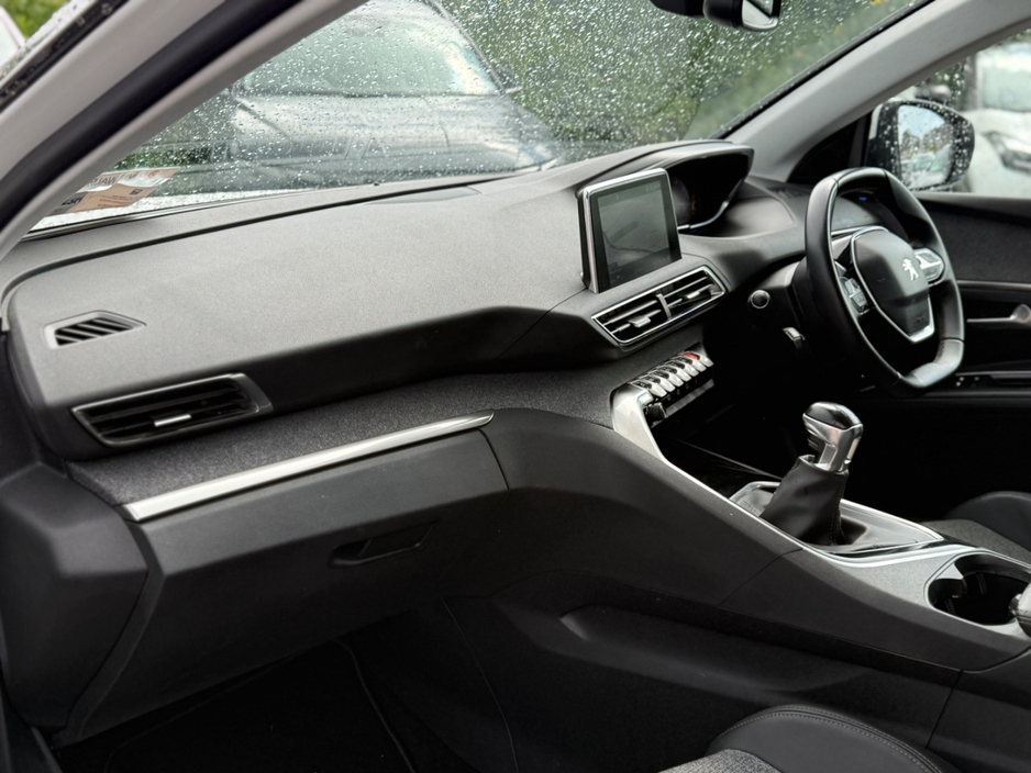 2020 Peugeot 5008 1.5L Diesel For Sale Images