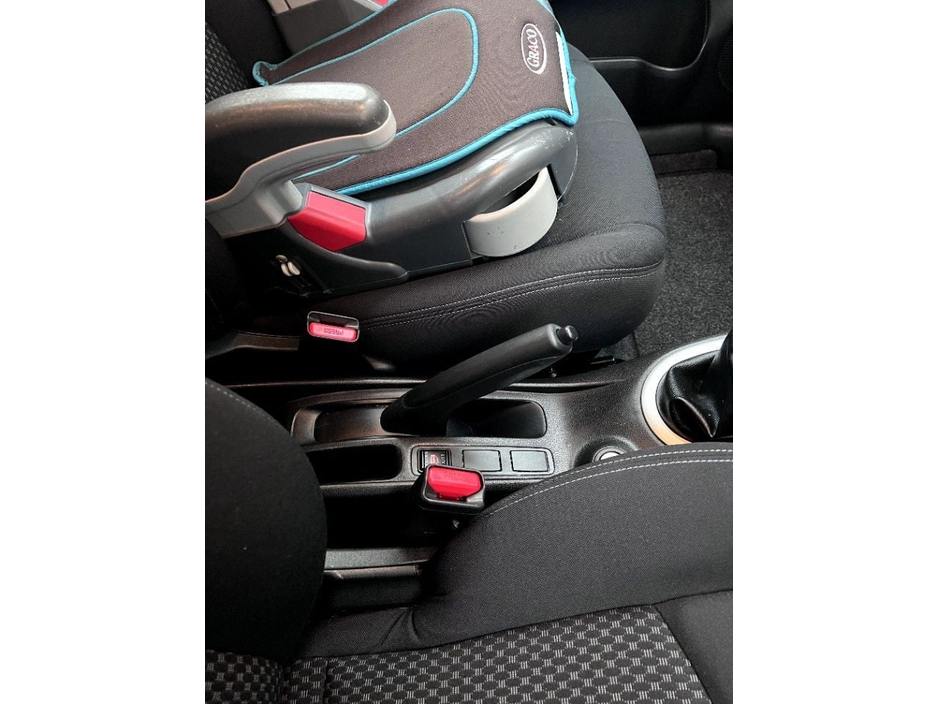 Nissan Note 1.2 SV MPV Petrol Manual (80bhp) — thumbnail 6