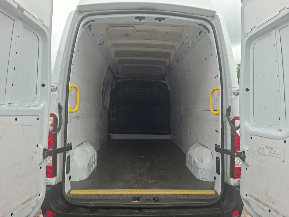 2021 Renault Master 2.3L Diesel For Sale Images