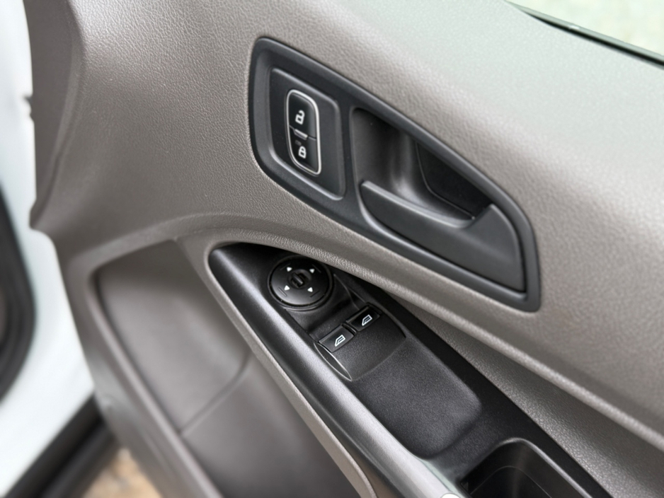 2020 Ford Transit Connect 1.5L Diesel For Sale Images