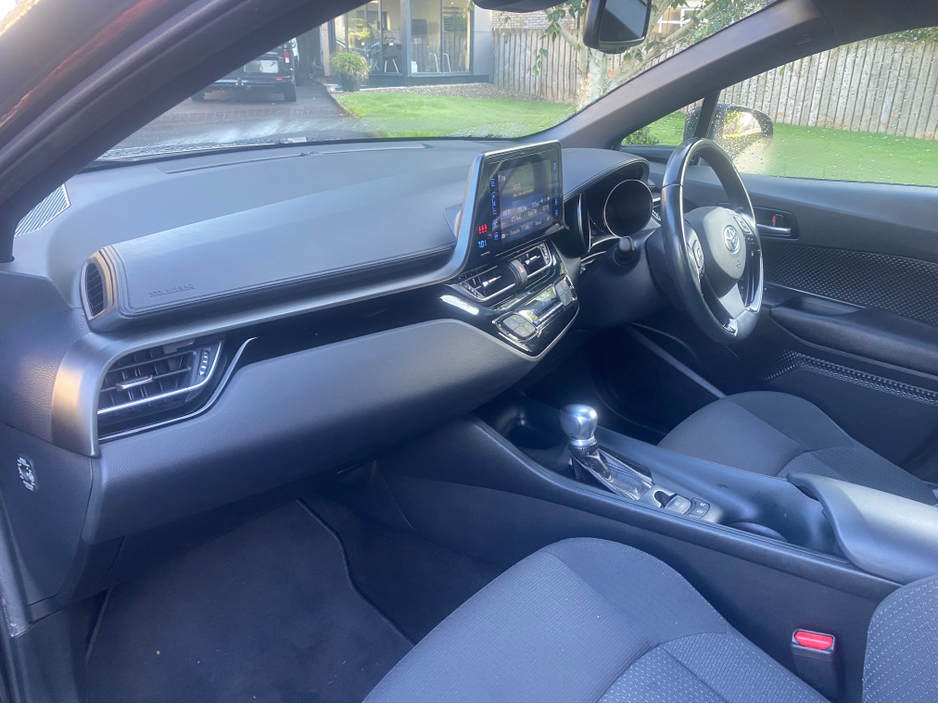 2018 Toyota C-HR 1.8L Hybrid For Sale Images