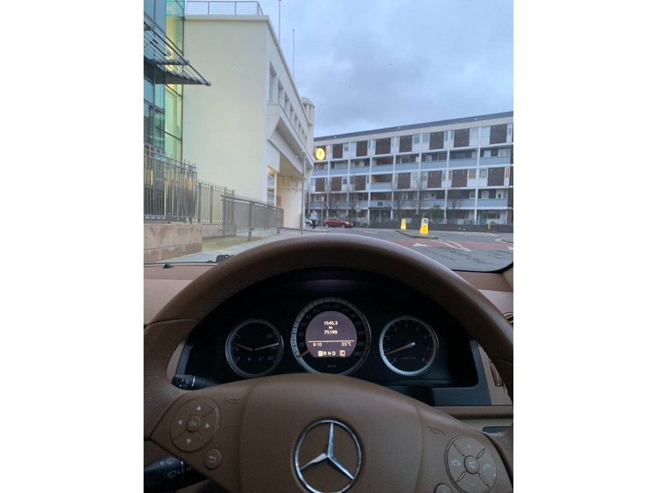 Mercedes-Benz C Class 1.8 Classic Saloon Petrol Automatic RWD (156bhp) — thumbnail 4