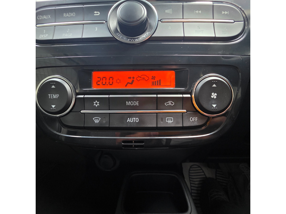 Mitsubishi Mirage — thumbnail 22