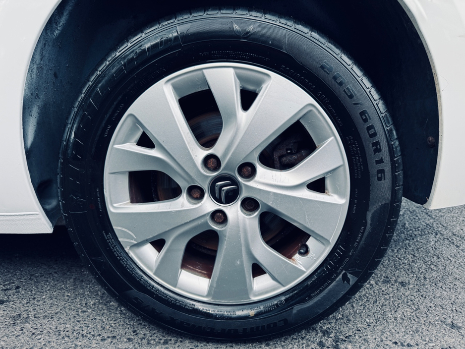 2014 Citroen Grand C4 Picasso 1.6L Diesel For Sale Images