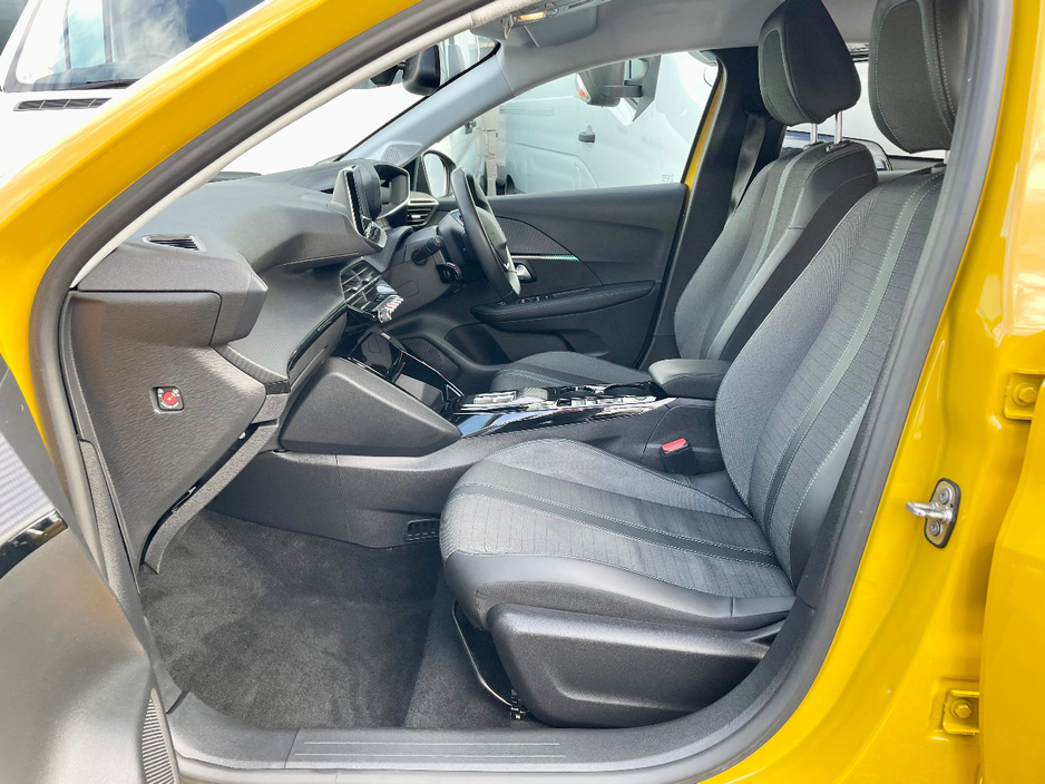 2023 Peugeot 208 0L Electric For Sale Images