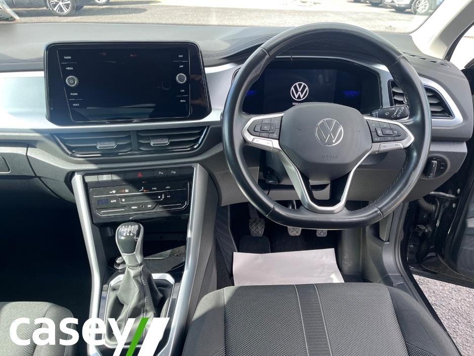 2022 Volkswagen T-Roc 2L Diesel For Sale Images