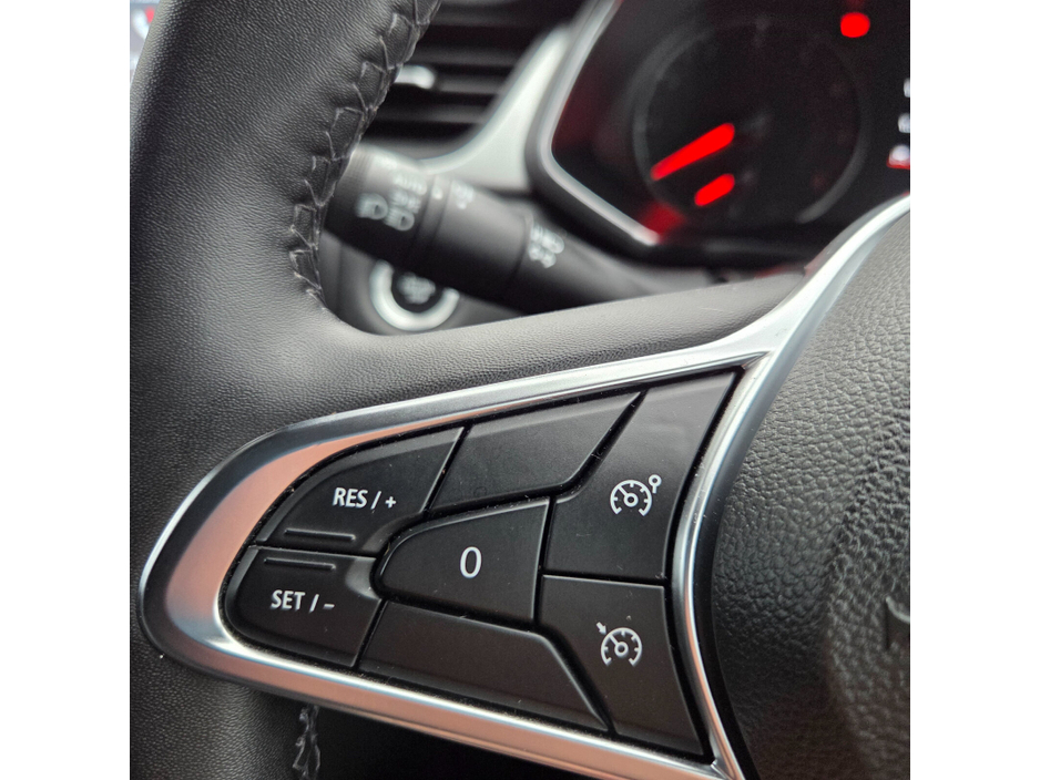 2022 Renault Captur 1L Petrol For Sale Images