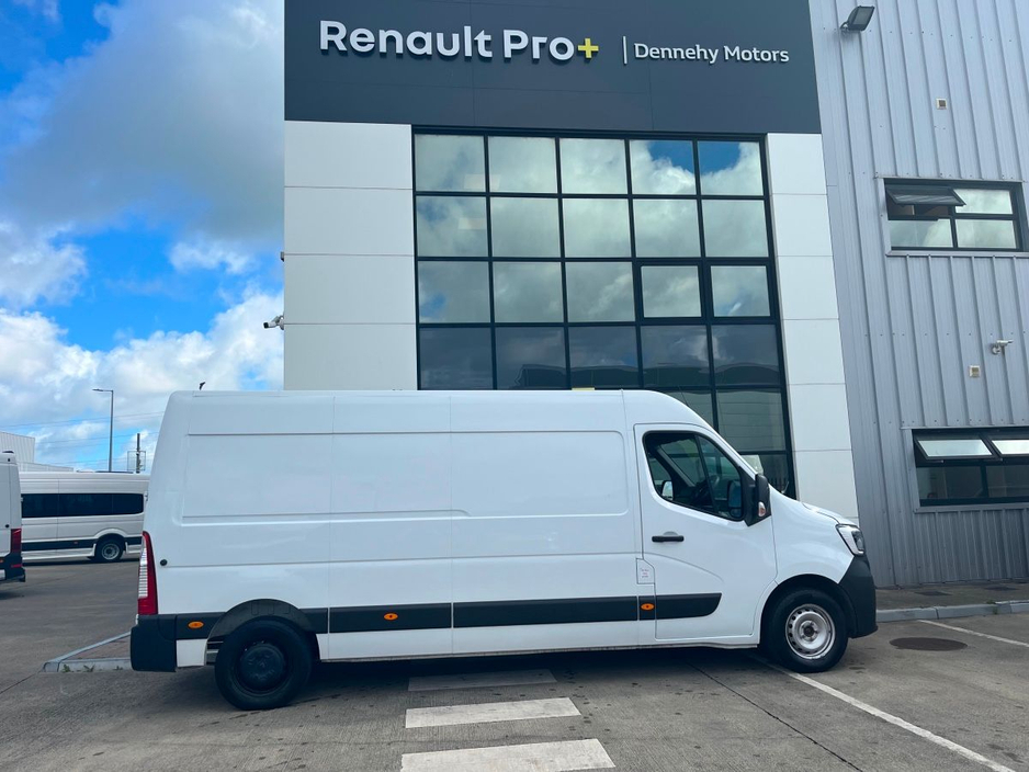 2022 Renault Master 2L Diesel For Sale Images