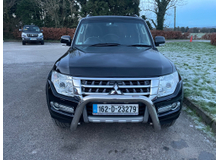 MITSUBISHI Pajero 2016