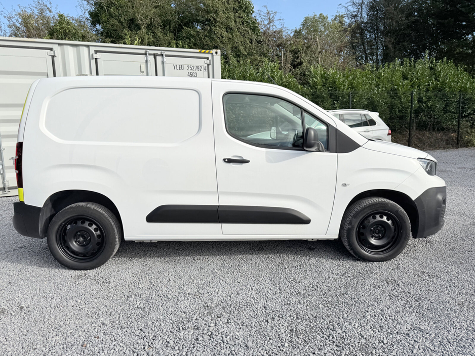 2021 Peugeot Partner 1.5L Diesel For Sale Images