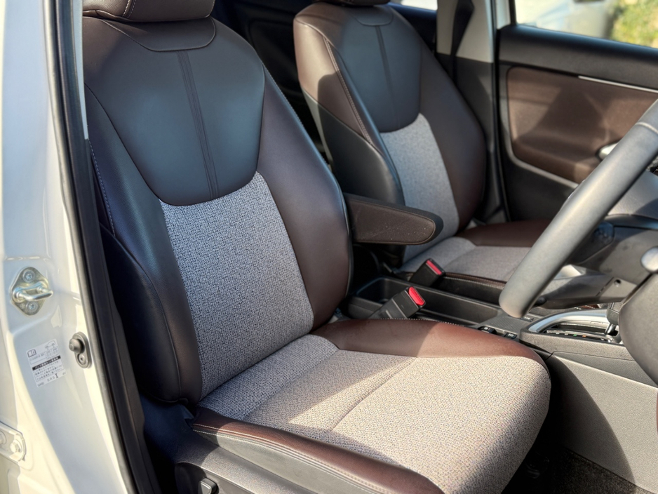 2020 Toyota Yaris Cross 1.4L Petrol Hybrid For Sale Images