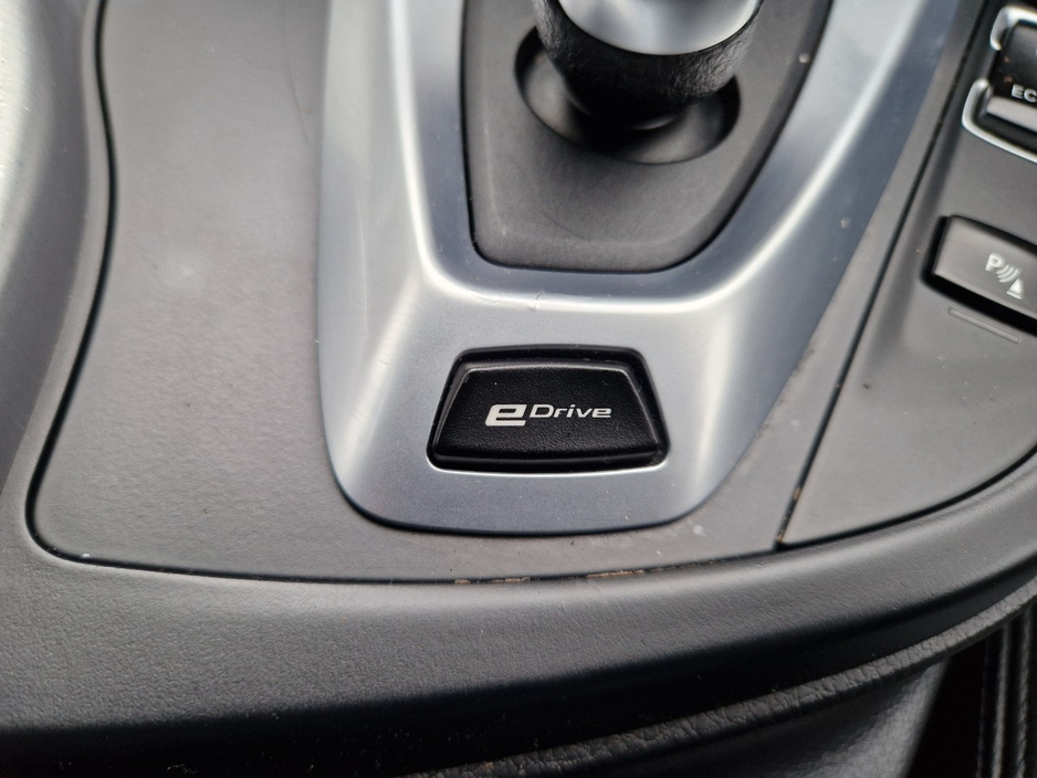 2018 BMW 3 Series 2L Petrol Plug-in Hybrid For Sale Images