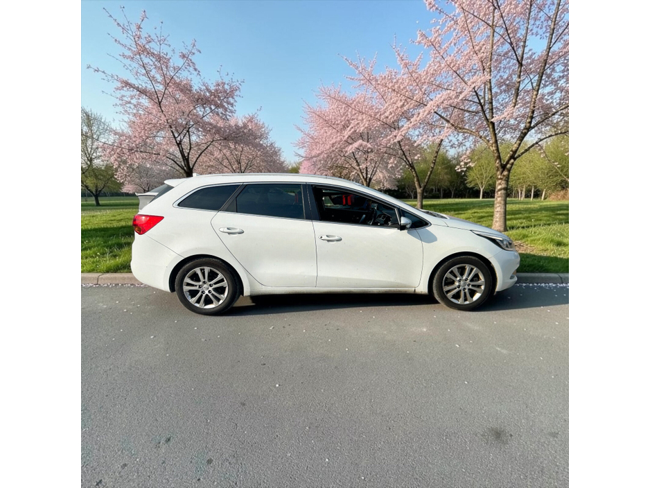 2014 Kia Ceed 1.6L Diesel For Sale Images
