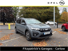 Dacia Jogger TCe 110 Expression Free €500 Petrol