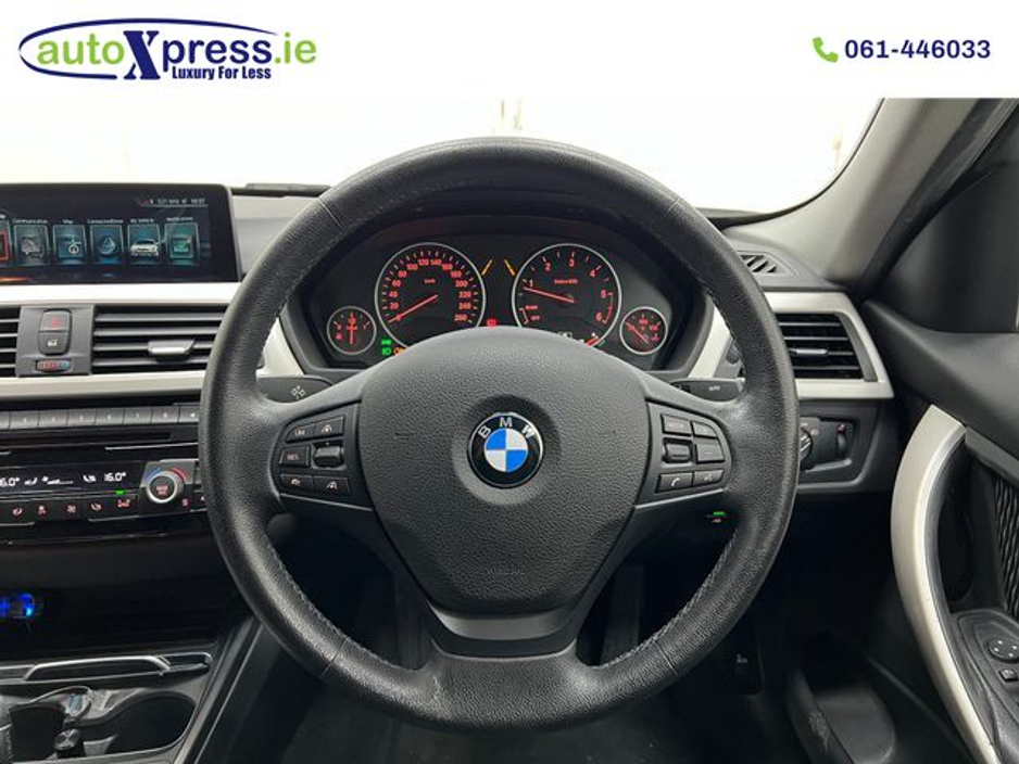 BMW 3 Series 320d Automatic — thumbnail 23