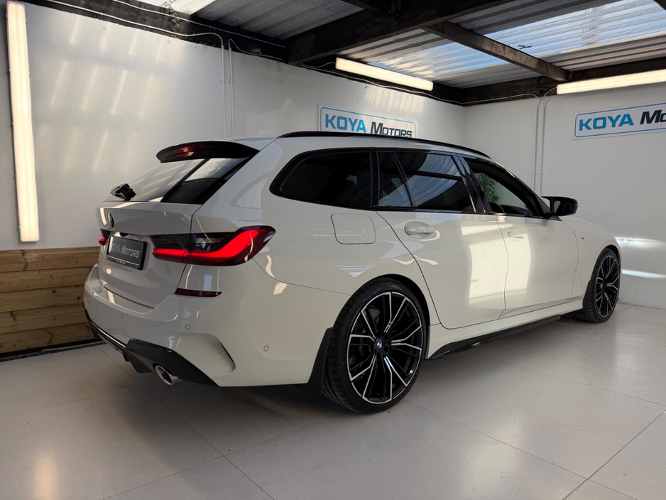 BMW 3 Series 320D M-SPORT PRO X-DRIVE M-PERFORMANCE 2.0 DIESEL AUTOMATIC // M3 UPGRADED WHEEL PACKAGE // FULL M-PERFORMANCE KIT // PRO MEDIA PACK // APPLE CARPLAY // PRIVACY PACK // AA APPROVED DEALER 2026 — thumbnail 9
