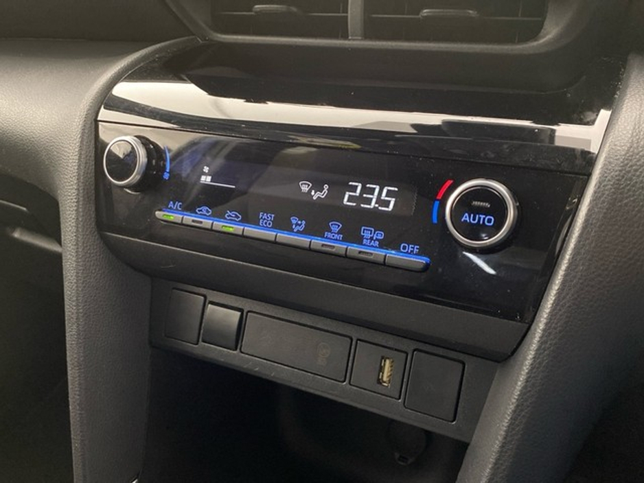 Toyota Yaris Cross Luna Sport Hybrid — thumbnail 15