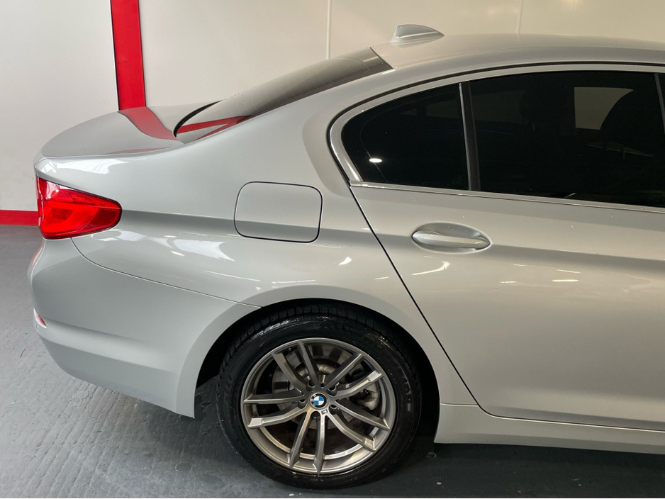 2019 BMW 5 Series 2.0L Diesel For Sale Images
