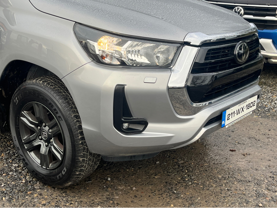 2021 Toyota Hilux 2.8L Diesel For Sale Images