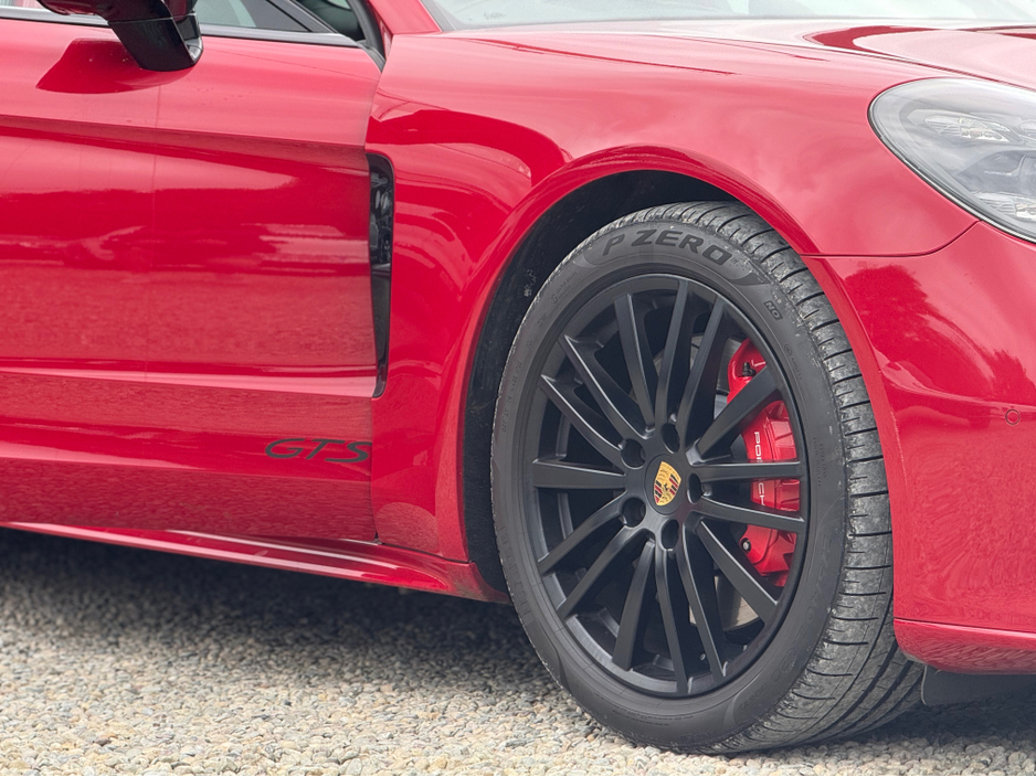 2019 Porsche Panamera 4.1L Petrol For Sale Images