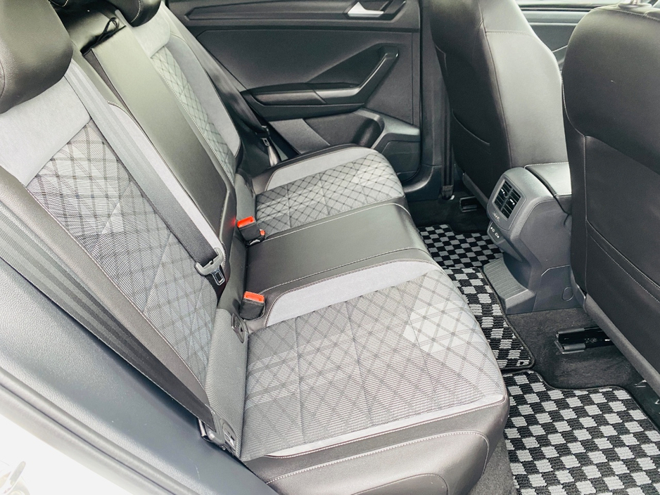 2023 Volkswagen T-Roc 2L Diesel For Sale Images