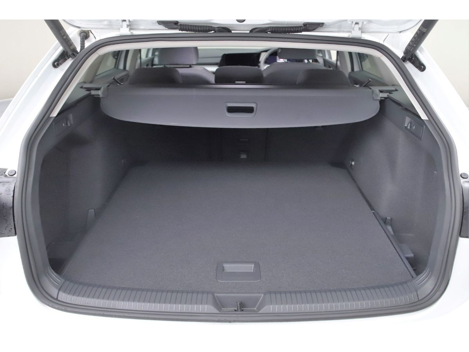 Volkswagen Golf *Just Reduced* 1.0 ETSI DSG MK8 VARIANT MILD-HYBRID 110BHP *HUP*IQ LIGHTS* — thumbnail 29