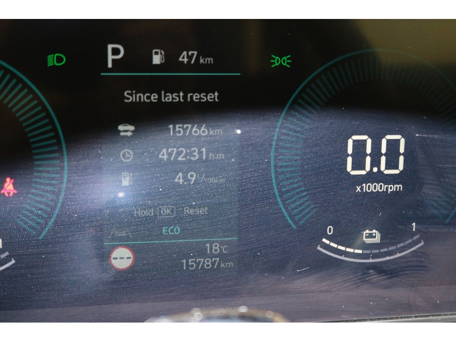 Hyundai Kona Hybrid Signature 1.6L Petrol Automatic Compact SUV — thumbnail 17