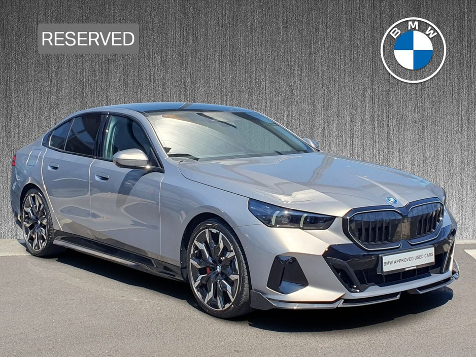 2026 BMW 5 Series 2L Petrol Plug-in Hybrid For Sale Images