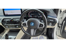 2022 BMW 5 Series 2L Petrol Plug-in Hybrid For Sale Images