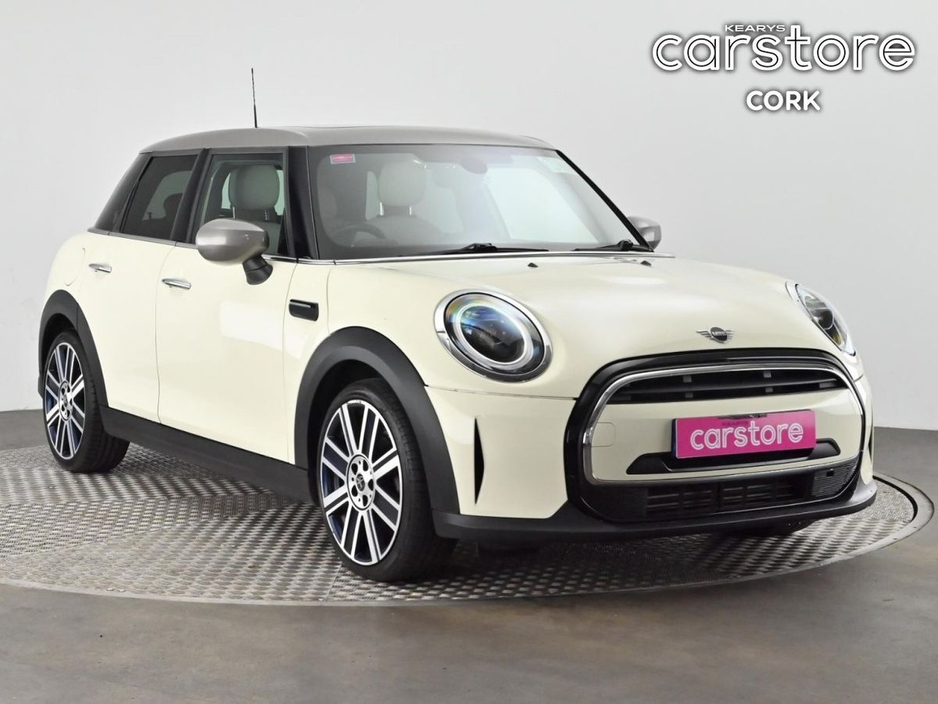 MINI Hatch Cooper Exclusive Pan Roof