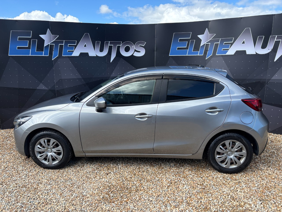 Mazda Demio 1.3 Skyactive automatic — thumbnail 3