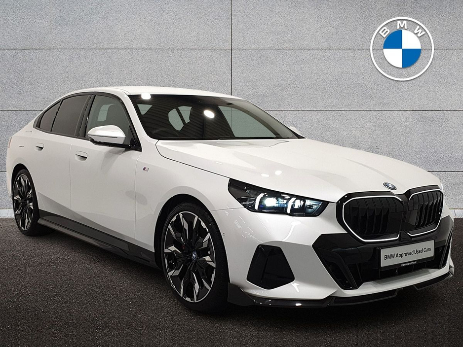 2025 BMW 5 Series 2.0L Petrol Plug-in Hybrid For Sale Images