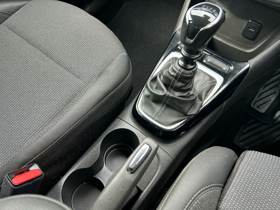 2022 Opel Crossland 1.5L Diesel For Sale Images