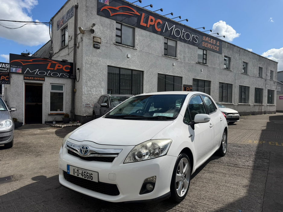 2011 Toyota Auris
