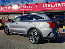 2022 Kia Sorento 1.6L Petrol Plug-in Hybrid For Sale Images