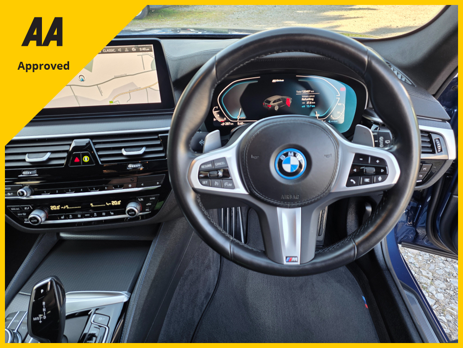 2023 BMW 5 Series 2L Petrol Plug-in Hybrid For Sale Images