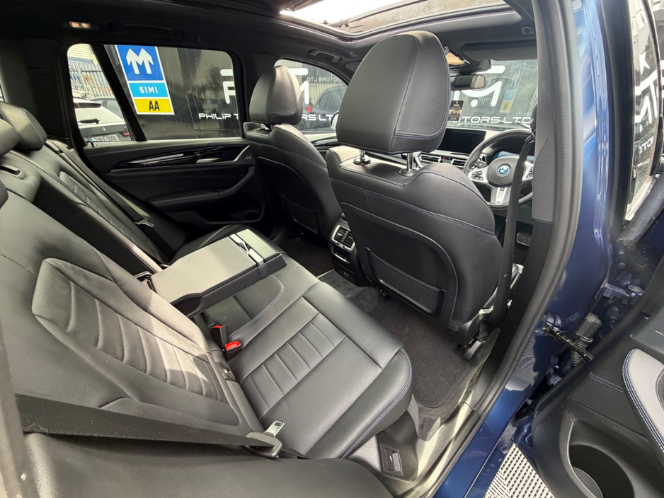 BMW iX3 M SPORT — thumbnail 11