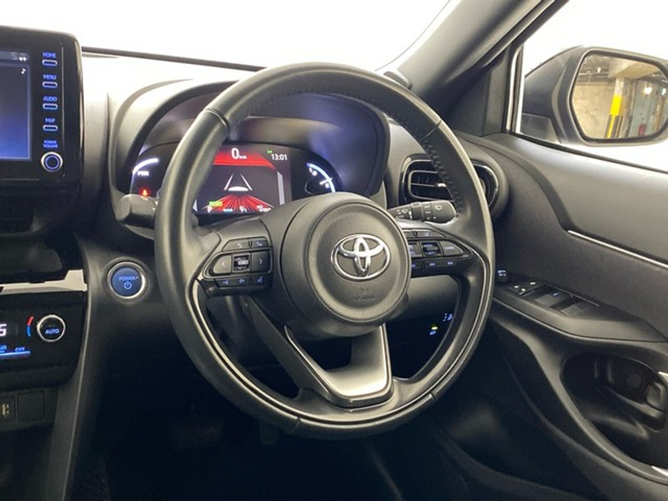 Toyota Yaris Cross Luna Sport Hybrid — thumbnail 9
