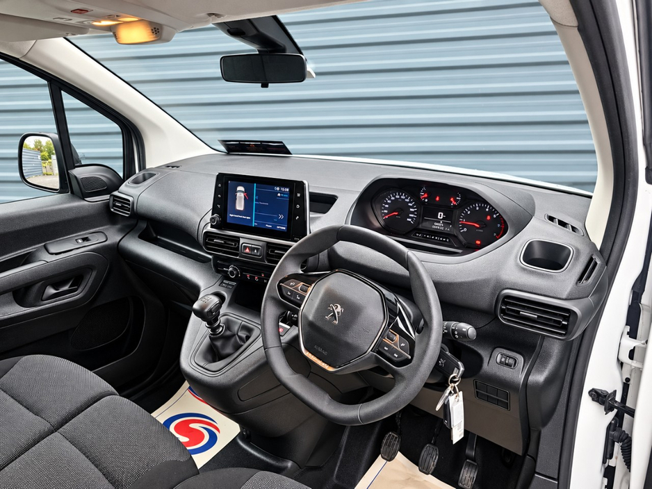 2023 Peugeot Partner 1.5L Diesel For Sale Images