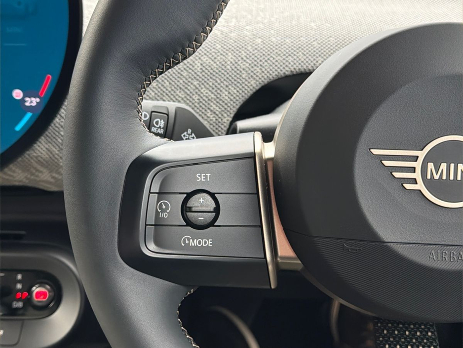 2025 MINI Hatch 0L Electric For Sale Images