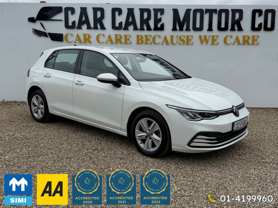 Volkswagen Golf Life 1.0 TSI Mhev 110HP 5