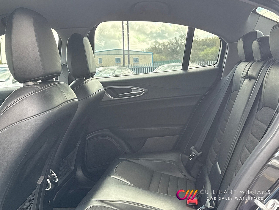 2017 Alfa Romeo Giulia 2.1L Diesel For Sale Images